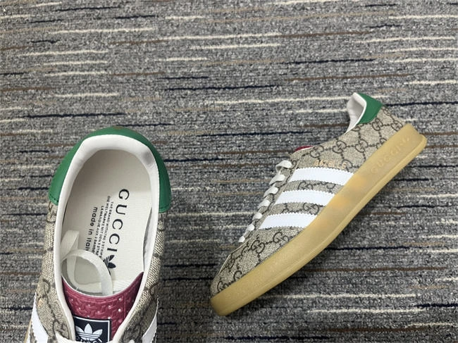 affordable G*u*i x adidas 43